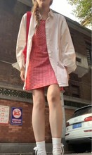 韩系白色长袖叠穿衬衫女装春季2024新款红色格纹吊带连衣裙两件套
