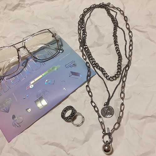 Personalized Hip-Hop Necklace for Autumn/Winter, Women's IG-Style Minimalist Design—European & American Multi-Layered Sweater Chain with Streetwear-Inspired Coin Pendant