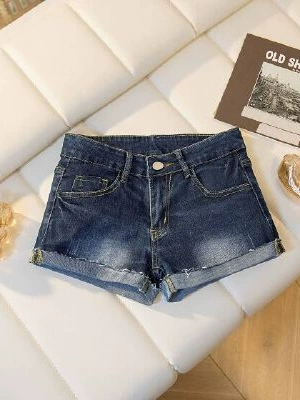 Denim shorts (teen) American style, fitted hip-accented summer shorts, sizes XS–XL
