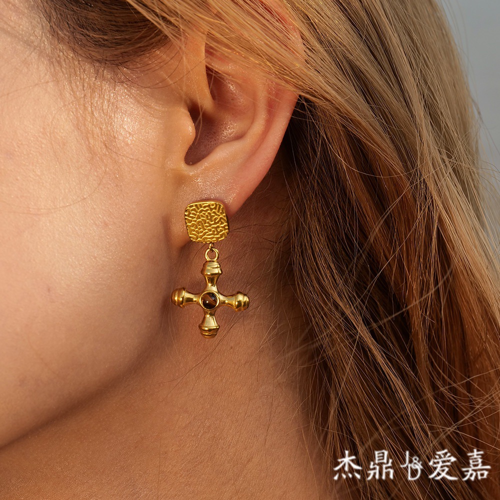 Europe and the United States INS Internet red 18k gold stainless steel inlaid tiger eye stone cross pendant earrings women's fashion all-match earrings