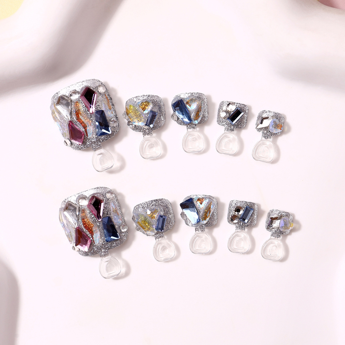 Uñas de los pies, uñas de verano, nuevos parches de uñas de los pies, diamantes de colores, uñas de desgaste flash, uñas de los pies, parches de uñas de los pies, uñas