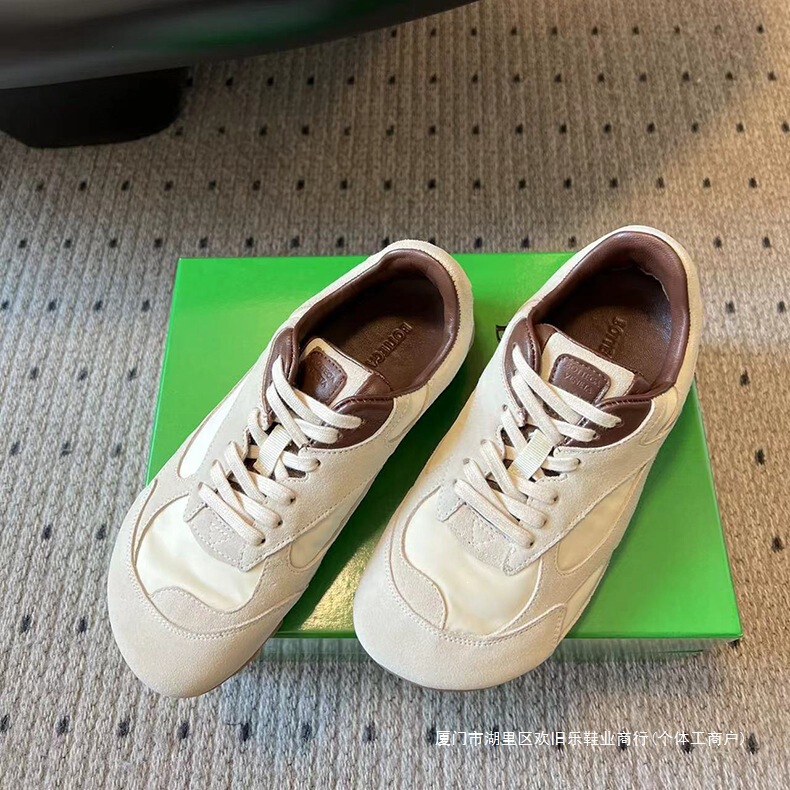 Retro Color-Blocked Height-Increasing Sneakers 2025 New Model Men's Casual Sneakers Lightweight Breathable Export Men's Shoes Retro Color-Blocked Height-Increasing Sneakers 2025 New Model Men's Casual Sneakers Lightweight Breathable Export Men's Shoes