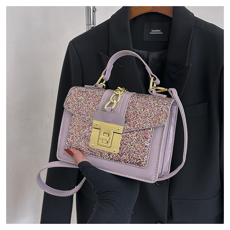 Women's Small Pu Leather Solid Color Vintage Style Classic Style Sequins Lock Clasp Crossbody Bag display picture 6