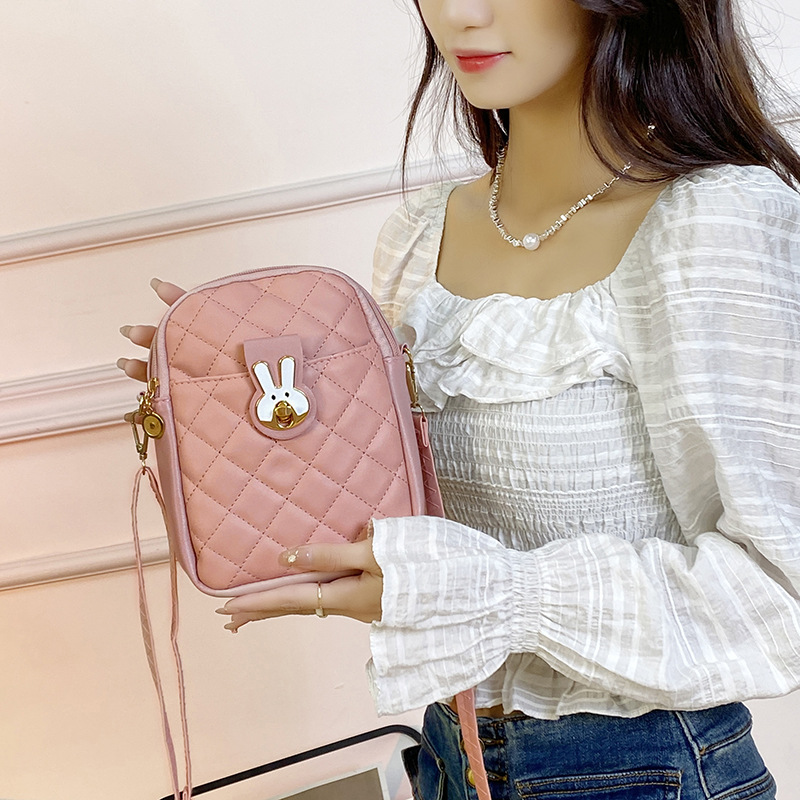 2023 새로운 링지 여성 가방 캐주얼 휴대 전화 가방 어깨 크로스 바디 가방 귀여운 토끼 잠금 작은 가방 도매 대외 무역