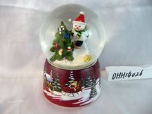 树脂圣诞水晶球水球工艺品摆件礼物礼品雪球工艺品带音乐带LED灯