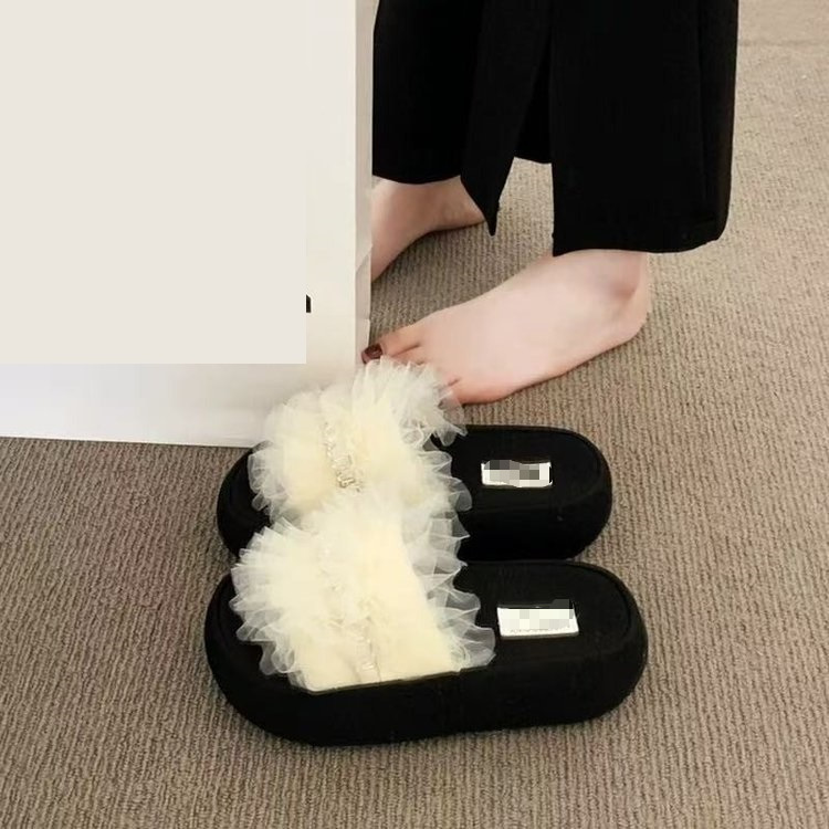 Zapatillas de malla de encaje para mujeres de verano nueva moda versátil muffin base casual ligera y cómoda zapatillas frías