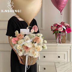 芯苼 新款 仙子之吻抱抱桶鮮花束花藝包裝手工材料田園風草編花籃