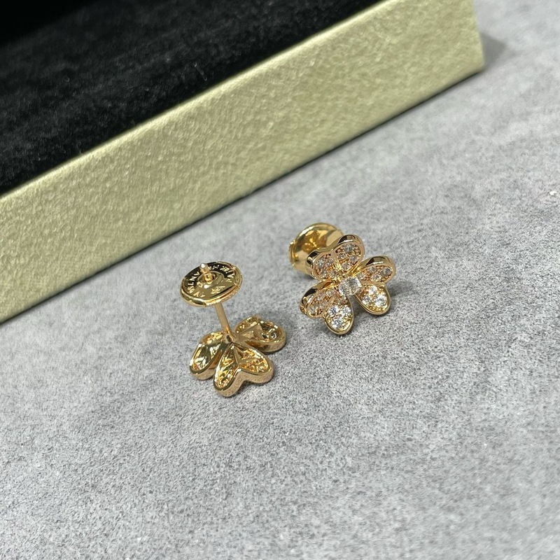18k玫瑰金三叶草项链925银满钻花瓣单钻轻奢幸运草锁骨颈链送女友|undefined