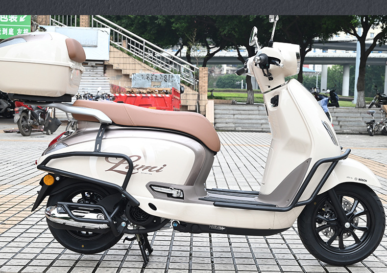 Suitable for Haojue Suzuki Lumi125 Bumper Front and Rear Exhaust Anti-Fall and Anti-Collision Guard Bar Modification Accessories