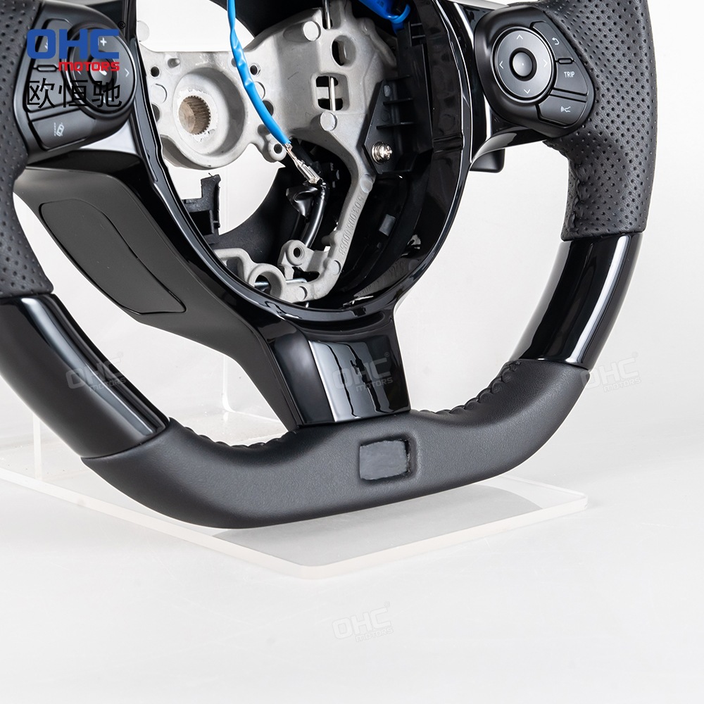 Suitable for 18-23 Toyota 86 Subaru modified and upgraded spray-painted black car steering wheel assembly