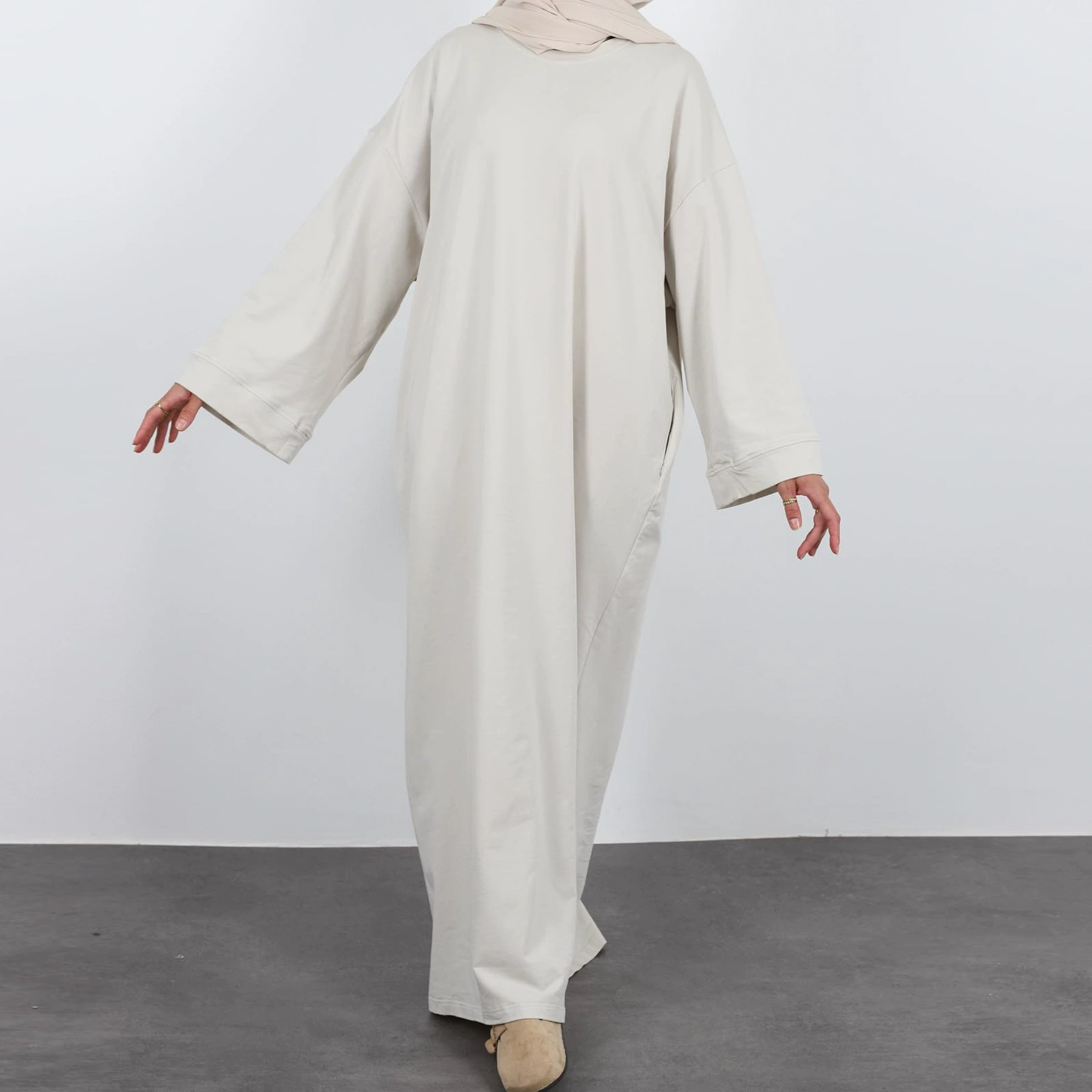 Loriya2024 Скорость на Дубай Дубай Ближний Восток Türkiye Dubai Непрозрачный цвет Sweat Dress LR737