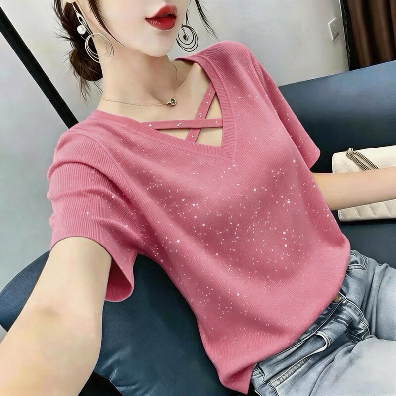 Wholesale New Style Hollow-Out V-Neck Ice Silk Ribbed Stylish Star-Patterned 2026 Summer Mom Short-Sleeve T-Shirt, Slimming and Versatile
