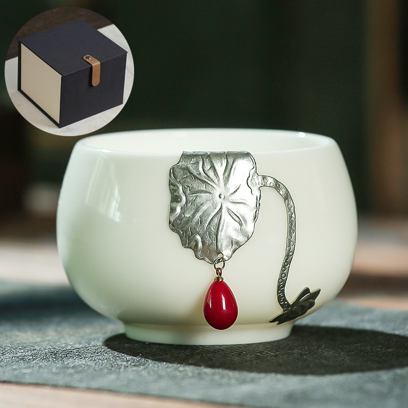 화이트 도자기 매달려 구슬 연꽃 잎 선물 상자