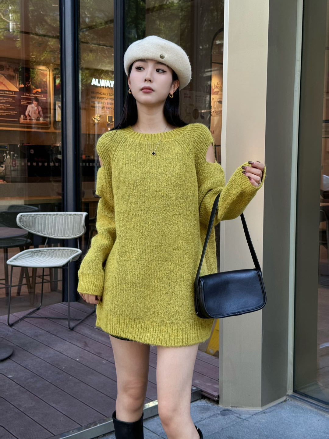 24 Dongpuyuan coreano de diseño de hombro abierto sensación de camisa de punto nueva amplia explosión con suéter de lana