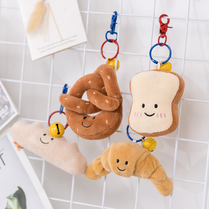 Simulación de tostadas pretzel almohada juguetes de peluche al por mayor transfronterizos bocadillos pan cuento muñeca calmante colgante