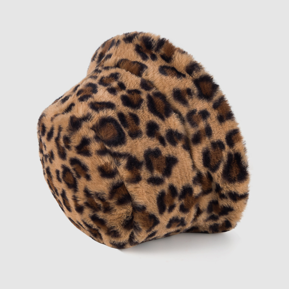 New Leopard Print Fisherman Hat Women's Autumn And Winter Warm Plush Thickened Hat Personality All-matching Travel Fashion Bucket Hat display picture 2
