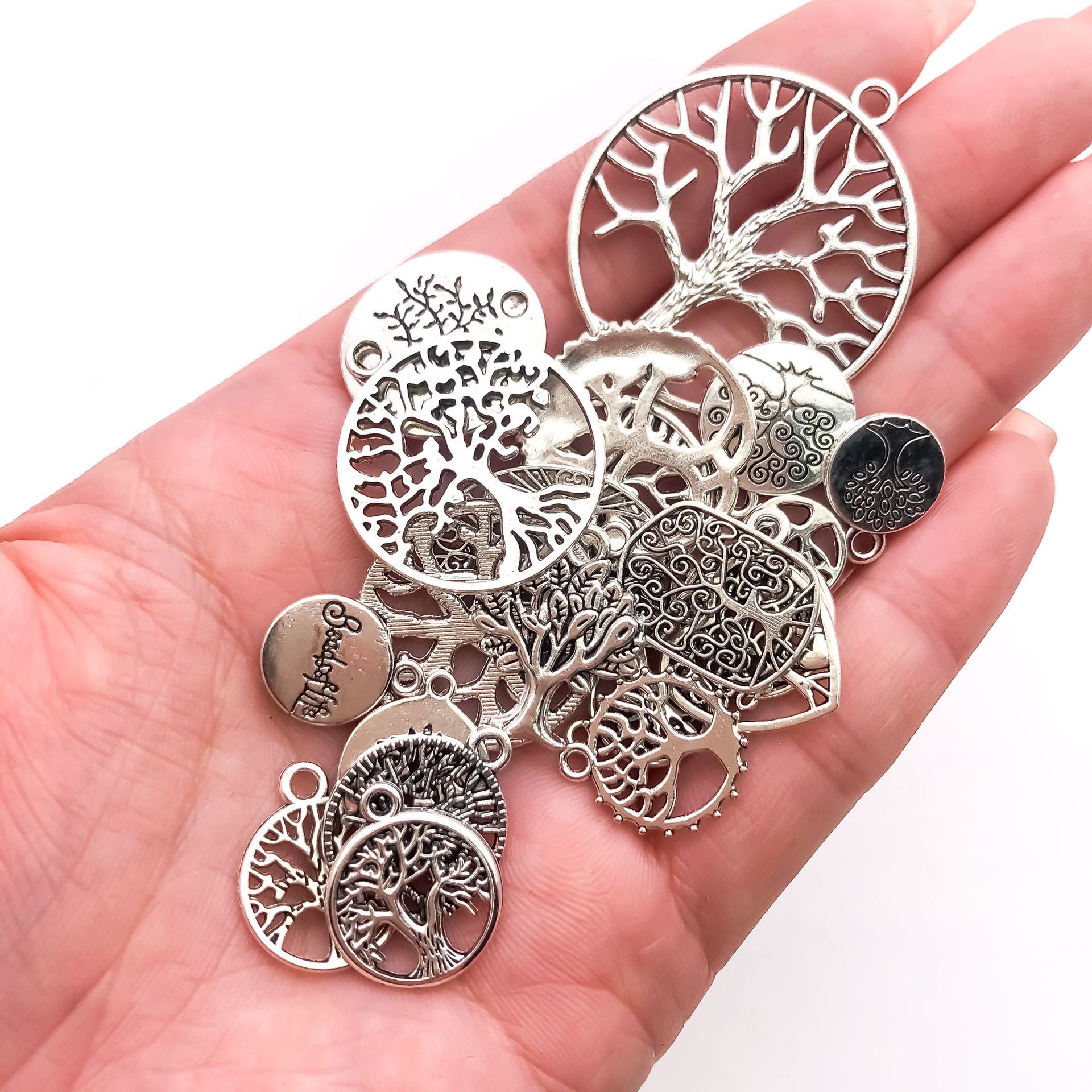 Colgante pequeño colgante de plata antigua 1 árbol de la vida colgante pulido accesorios hechos a mano con cuentas DIY accesorios de la joyería material