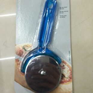NX307 Crystal AS PlAStic Stainless Steel Pizza Cutter Suction Card