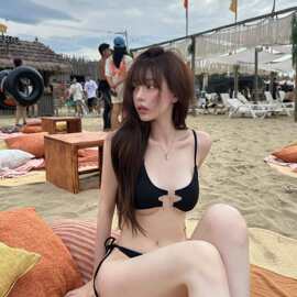 2026新款比基尼bikini性感辣妹小胸聚拢沙滩休闲度假分体游泳衣女