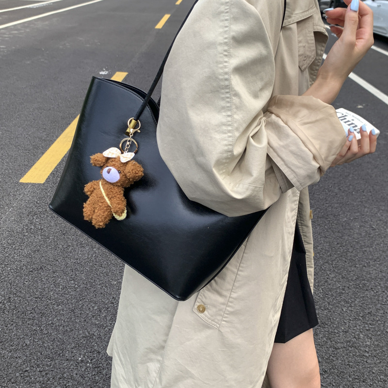 复古时尚油蜡皮托特包女2025新款韩版通勤百搭腋下包大容量单肩包|undefined
