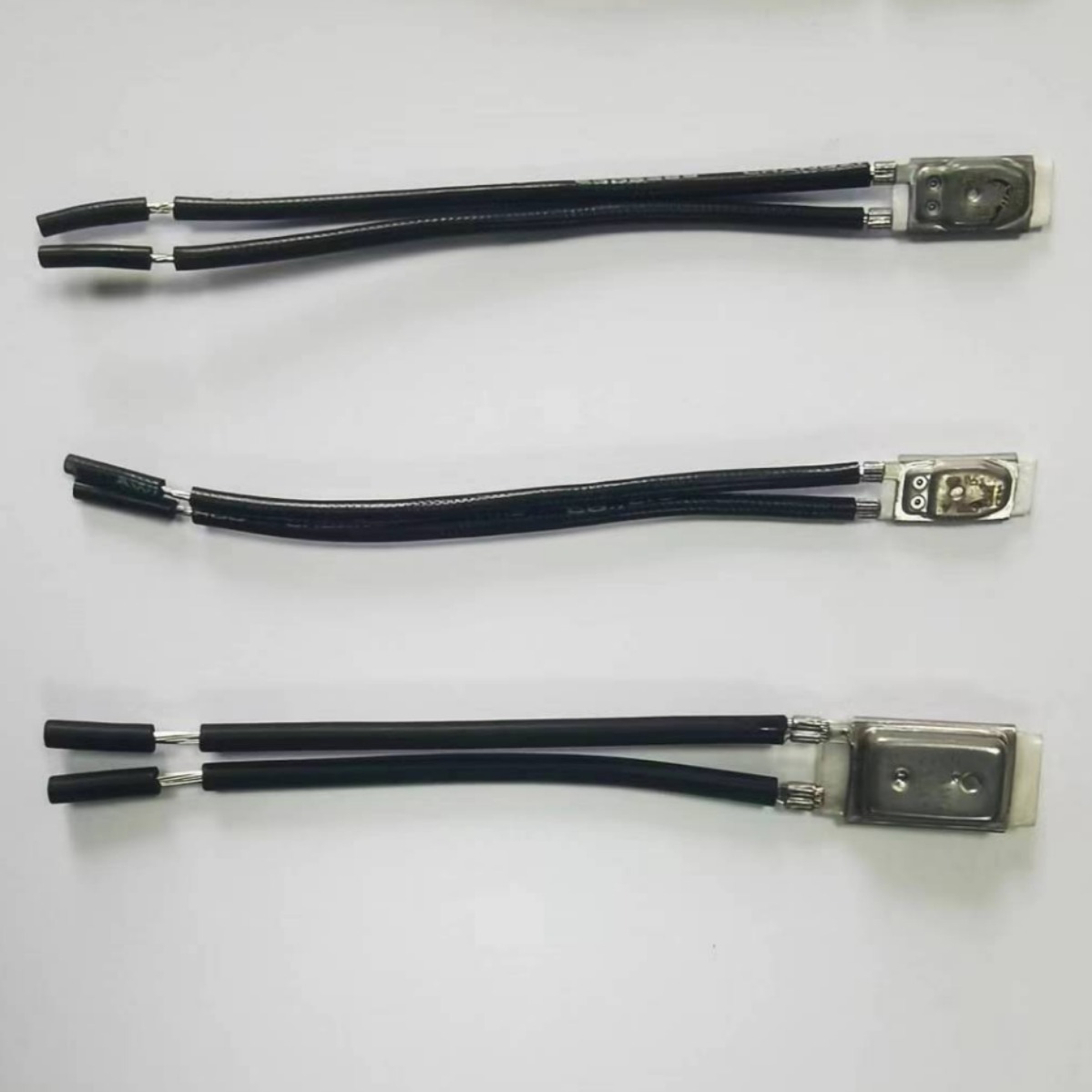 小17AM热保护器 ，微型17AM  CS2A热保护器