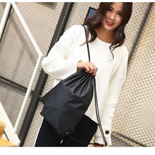 ���K���ڴ��¿���Ů�����\�ӽ����p�����ˮ�@����Ӗ������ӡlogo