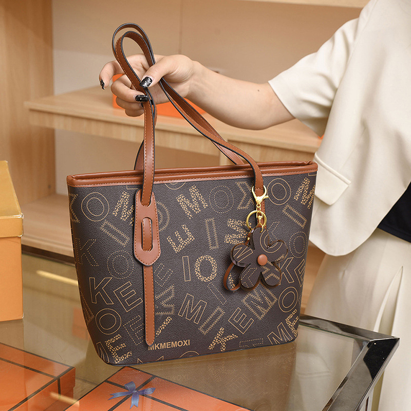 High-end light luxury bag women's new flower tote bag letter vegetable basket bag women's versatile portable shoulder bag_voghion.com