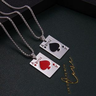 Creative poker brand Red Heart Black Peach a necklace sweater pendant hip hop trendy men titanium steel soil cool disco jumping couple