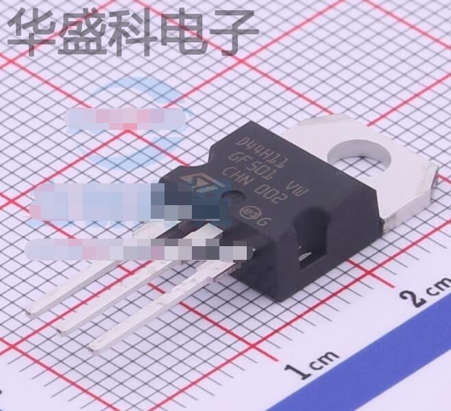 D44H11 封装 TO-220-3 三管