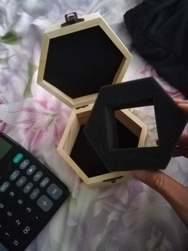 厂家供应黑色中高密度成型异形快递缓冲包装海绵/黑色30密度海绵