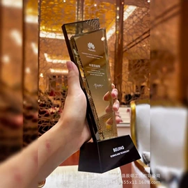 奖杯;水晶工艺品;奖牌