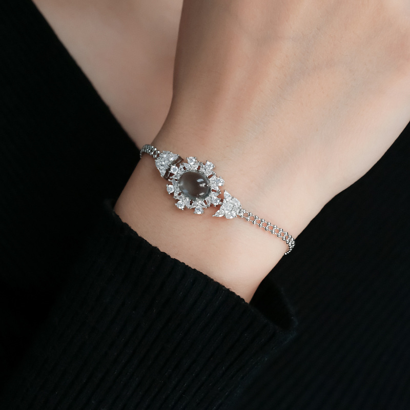 Brand bracelet
