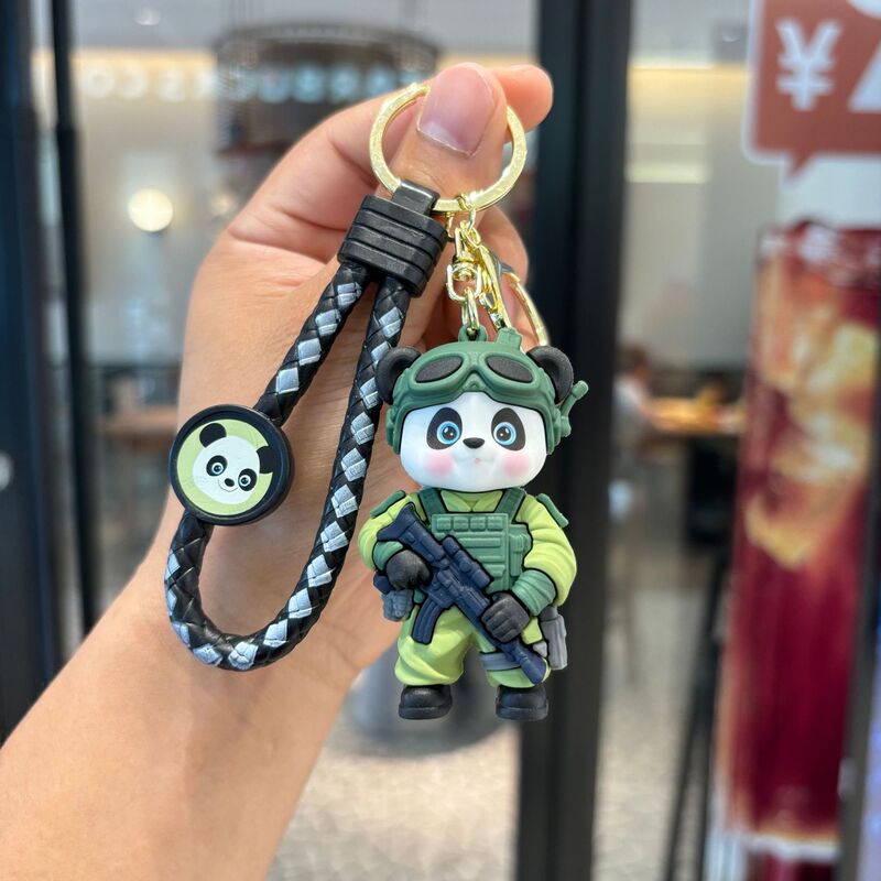 漫画パンダかわいい秘密兵器銃器パンダキーホルダー男性と女性のバッグアクセサリーギフトキーホルダー卸売|undefined