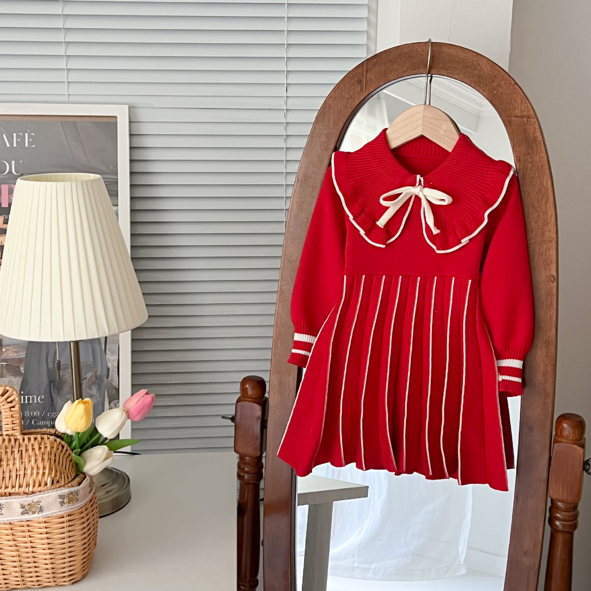 JINYONG Moda lavorata a maglia per ragazze Nuovo colletto ribaltabile Abito da principessa Gonna maglione per bambini occidentale Alla moda_voghion.com