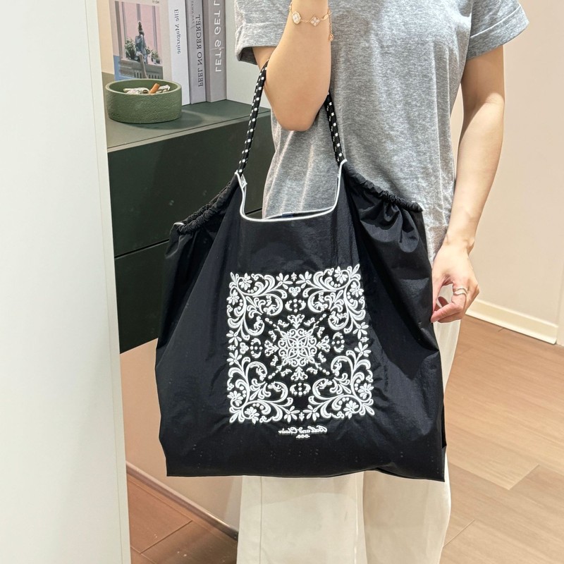 春の新日本刺繍ボールチェーン環境に優しいバッグレディースショッピングクロスボディバッグショルダーキャンバスバッグハンドバッグ|undefined