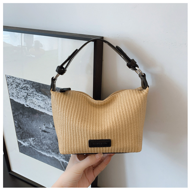 Summer niche underarm bag for women, 2025 new retro and fashionable handbag, versatile single-shoulder crossbody bucket bag undefined