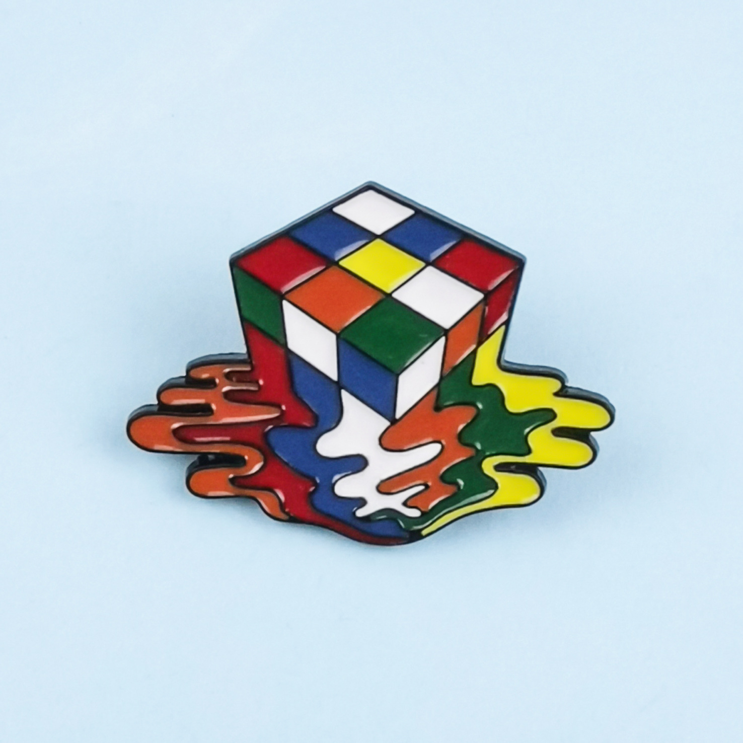 Broche de modelado geométrico creativo Cubo de Rubik, hombre de dibujos animados, aleación para hombres y mujeres, hebilla de alfiler, accesorios de moda personalizados, insignia
