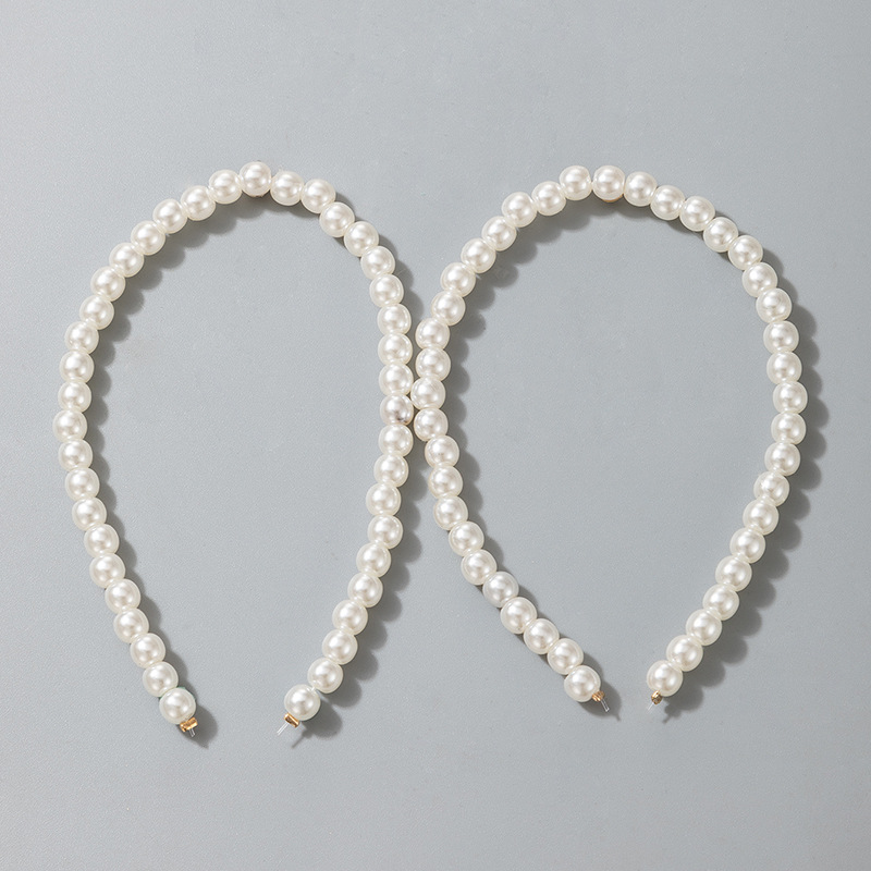 Fashion Semi-circular Pearl Geometric Beaded Earrings display picture 2