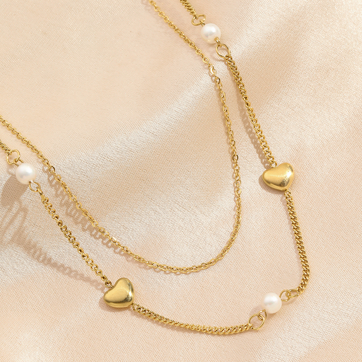 18g Weight 0.03µm-0.05µm Gold Plating Thickness PVD Coated Gold Plating Process 18K Real Gold Plated Plating Material Wholesale Jewelry Elegant Heart Shape Titanium Steel Necklace