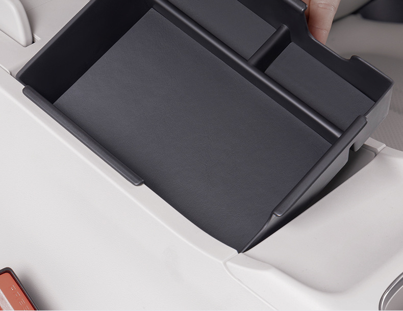 Suitable for Geely Xingyuan Armrest Box Storage Box 24 Car Central Control Lower Storage Box Storage Accessories Supplies