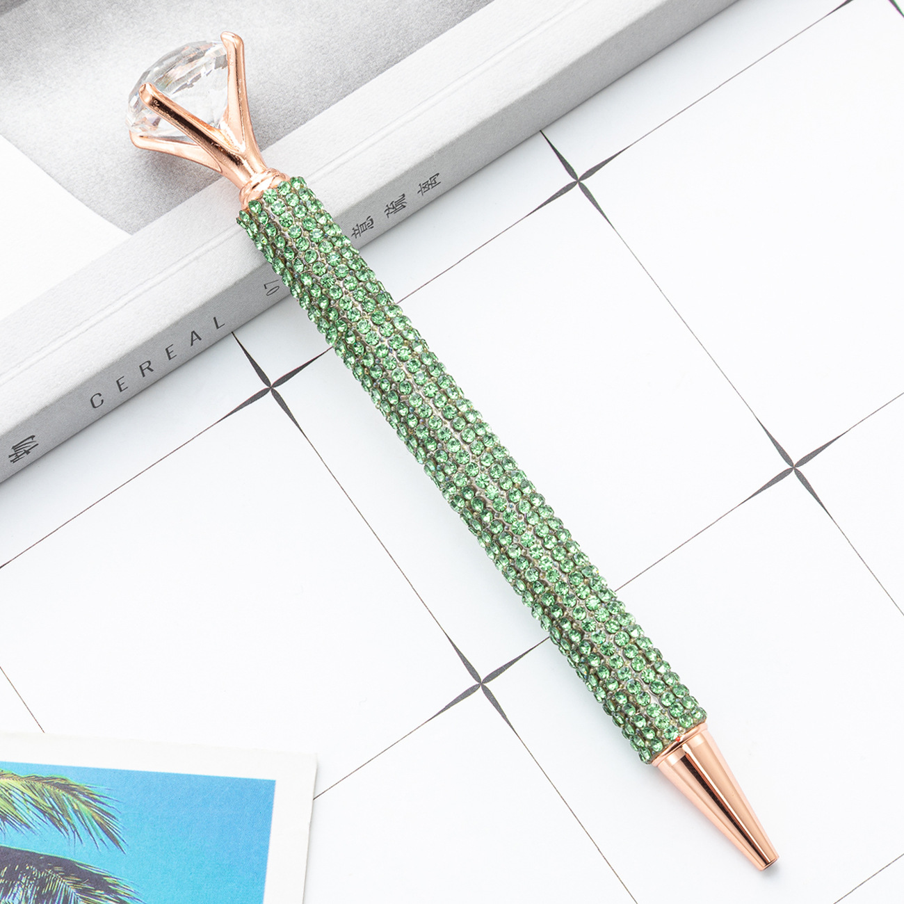 Bolígrafo de diamante grande para niñas estudiante papelería giratoria pluma de metal pluma de diamante de cristal pluma de regalo de publicidad