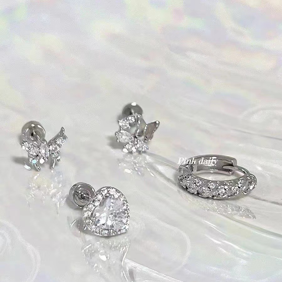 Pink Daily滿鑽愛心耳蝸釘鈦鋼平底擰扣耳骨釘蝴蝶四件套爆閃疊戴