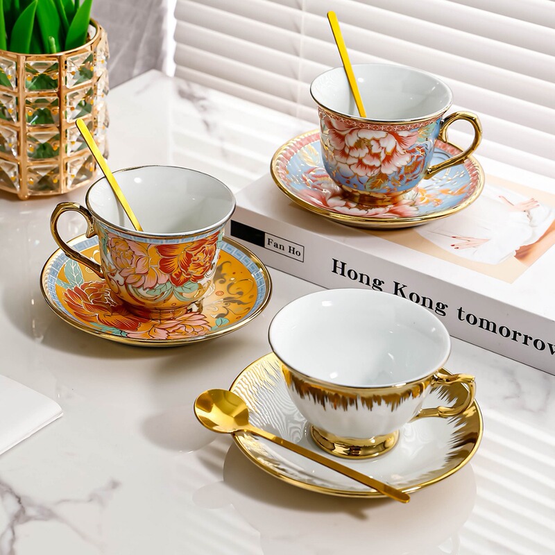 Coffee Cup suit European-style Cup and Saucer Coffee Cup Home Retro British-style Tea Set French Afternoon Tea Exquisite Couple