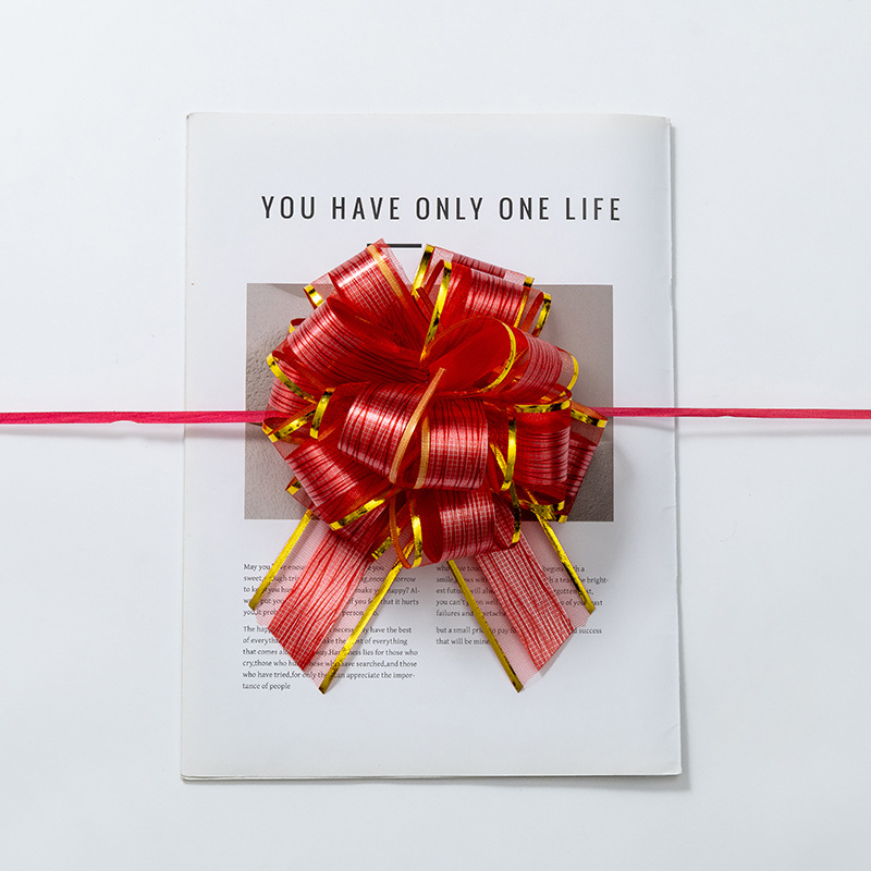 Flores de mano de cinta de color, flores de boda, decoración de escaleras, embalaje de regalos, caja de regalos, props de diseño de boda