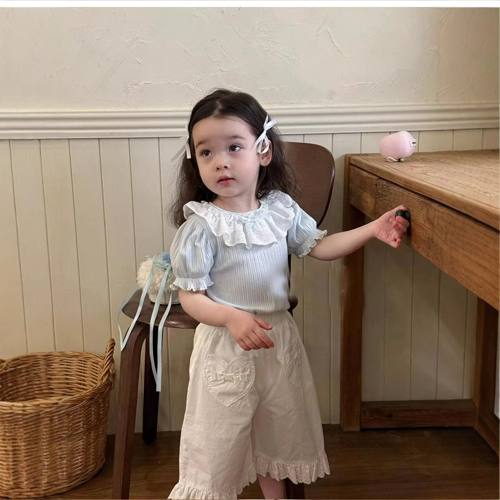 [in Stock] Xy251374 Lace Collar T-Shirt + Xk251375 Heart Pocket Capri Pants Girls' Set 2025