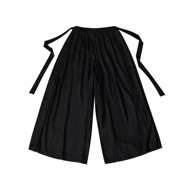 Black trousers
