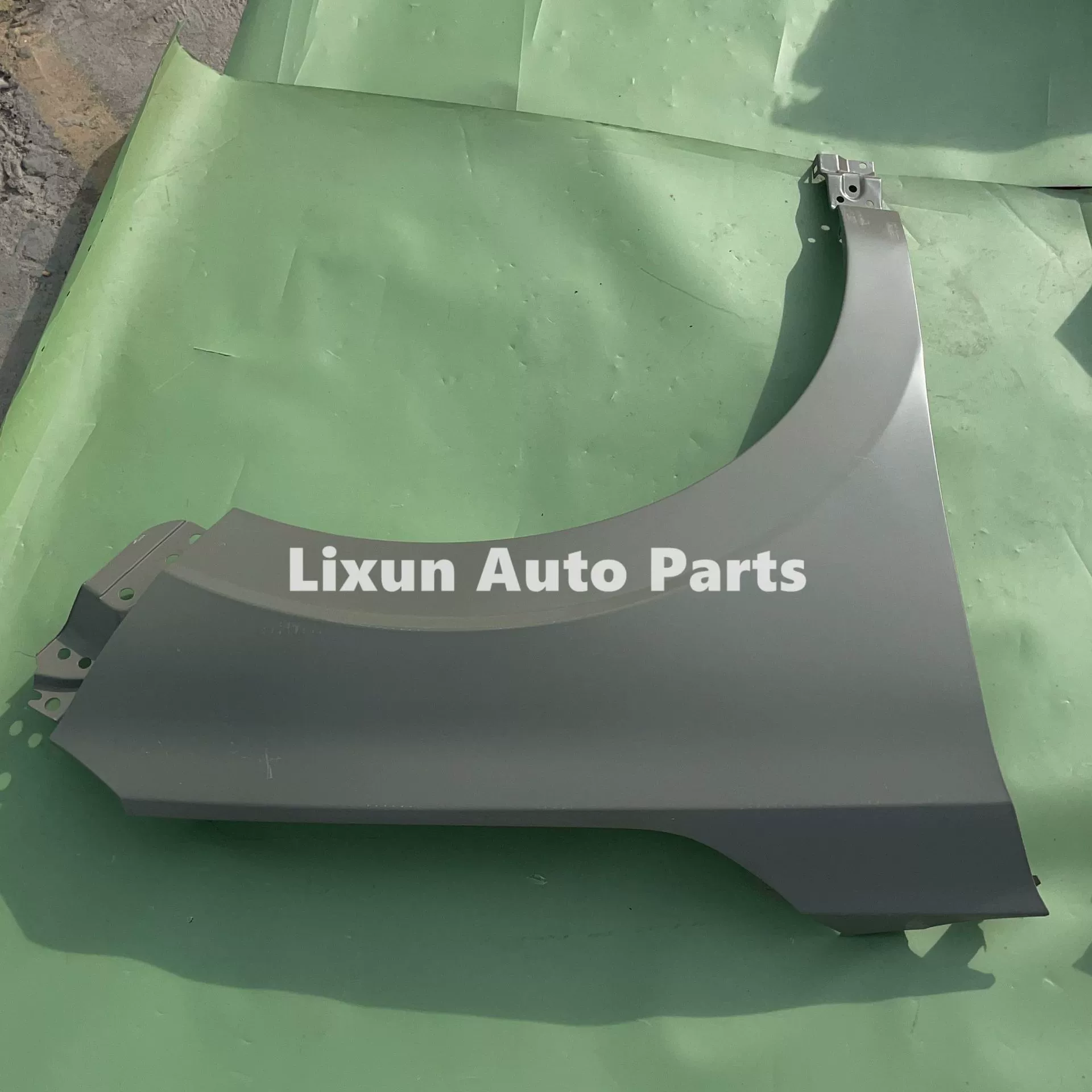 SX5G-8403014 подходит для Dongfeng Fengxing T5EVO Thunder Thunder Leaf Plate Front Right