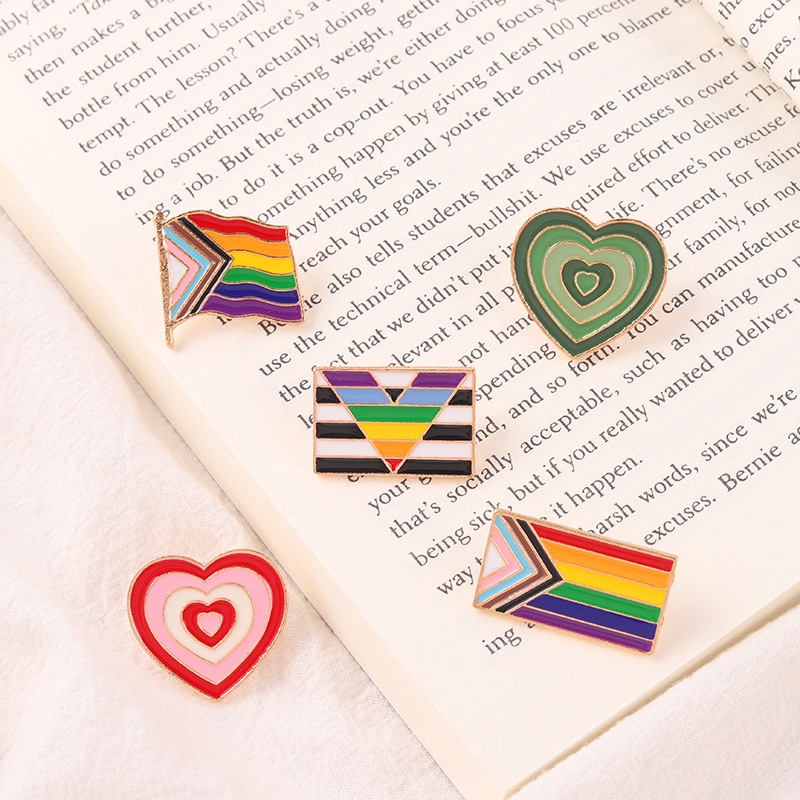 Enamel, Stoving Varnish Design Simple Style Pin Flag Heart Shape Alloy Enamel Stoving Varnish Unisex Brooches
