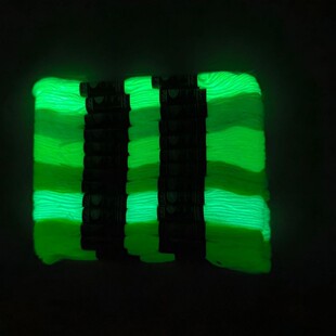 ҹ������ʮ�ֽ����� 8��һ֧ Glow in the dark Embroidery Floss