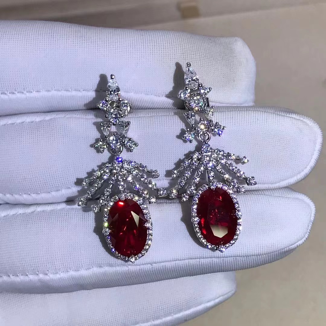 Corte oval cultivar orejas de rubí 4 quilates VVS grado D color 3ex inserido importación de alto carbono taladro